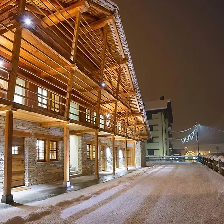 Alagna2000 Апартаменты Аланья-Вальсезия